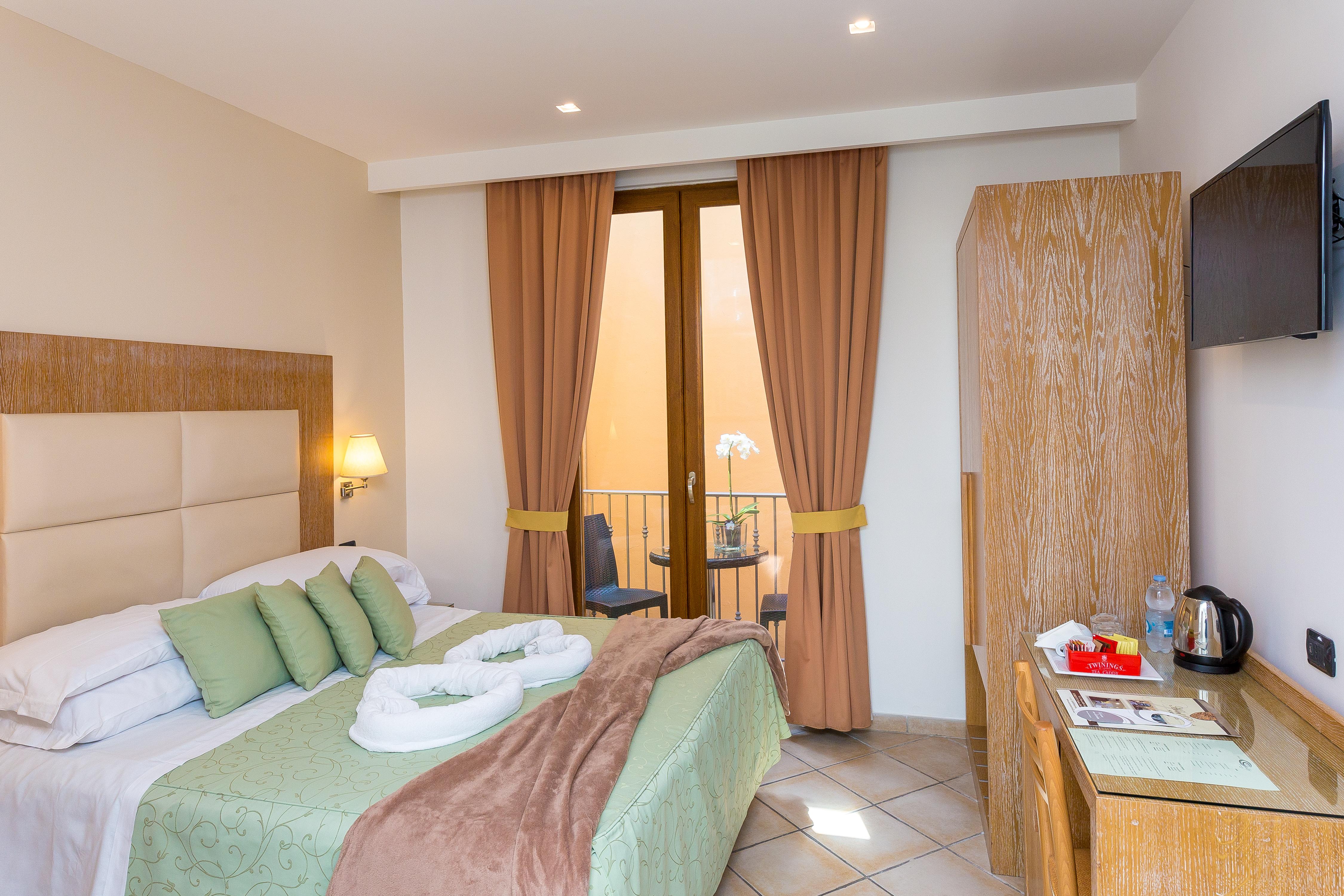 Hotel Sorrento City Екстериор снимка