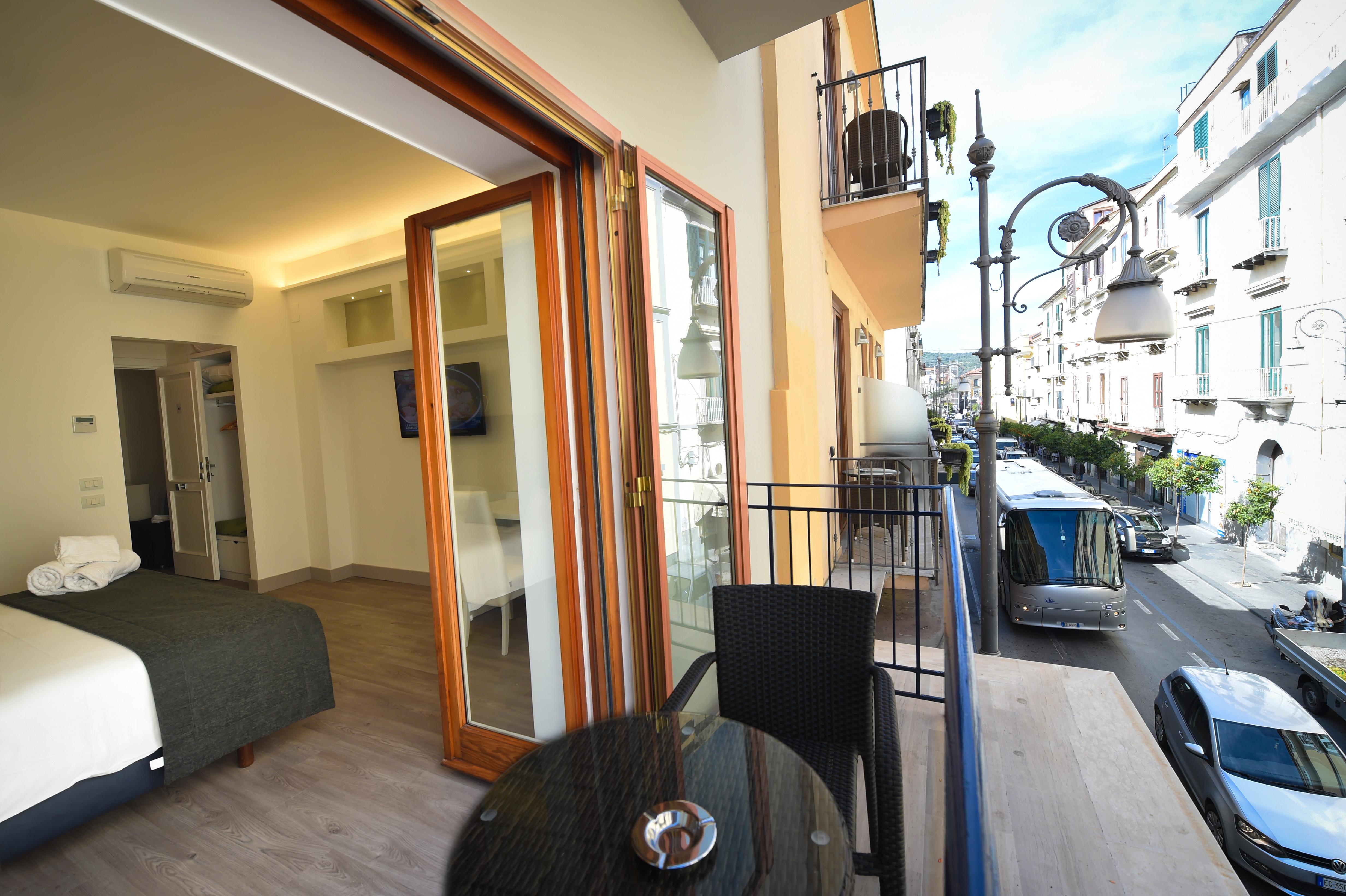 Hotel Sorrento City Екстериор снимка