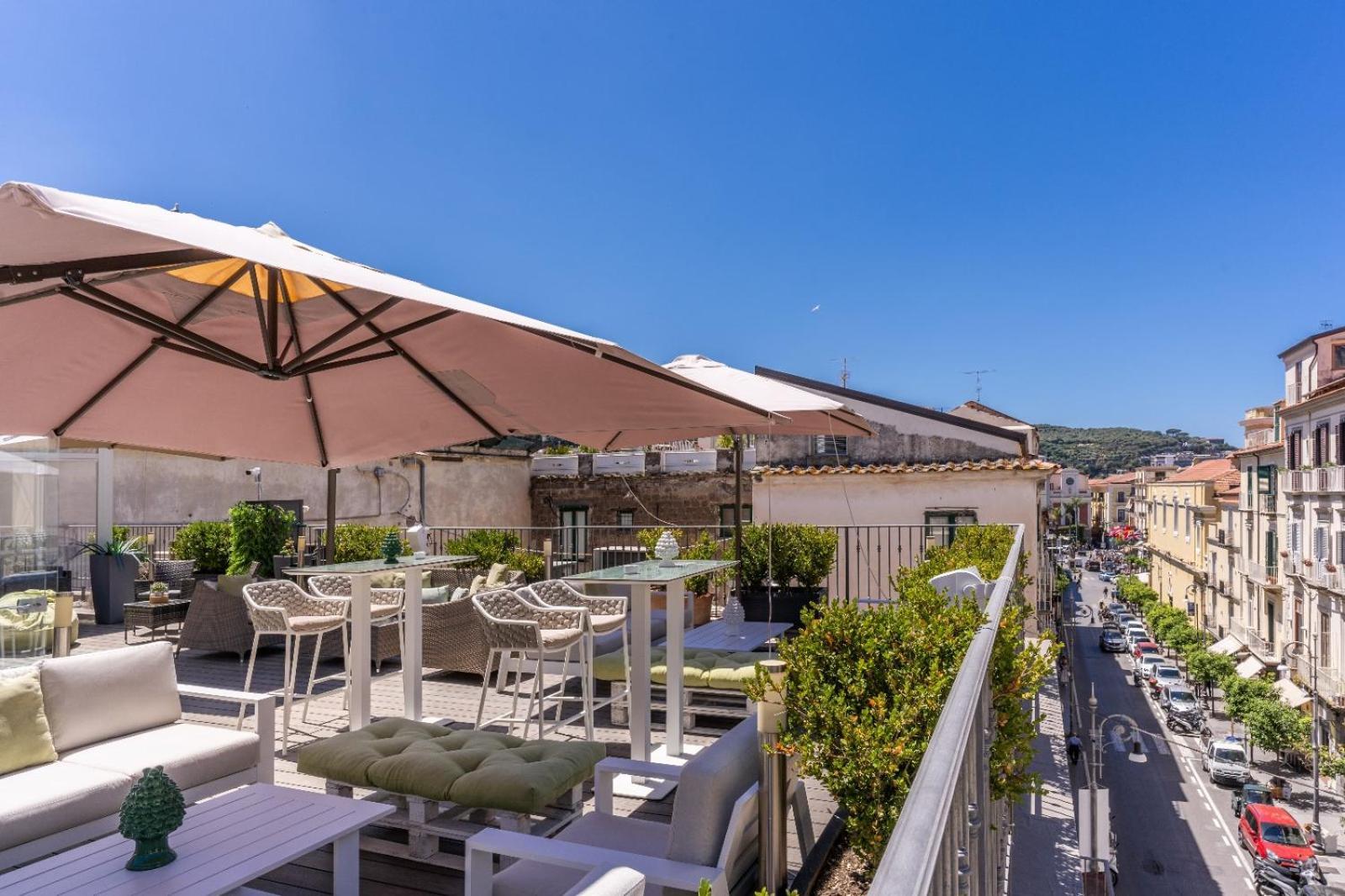 Hotel Sorrento City Екстериор снимка