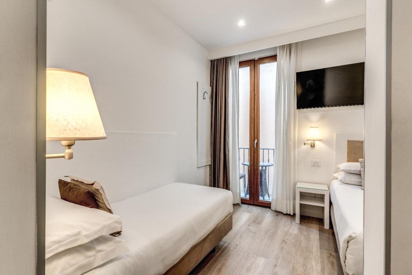 Hotel Sorrento City Екстериор снимка